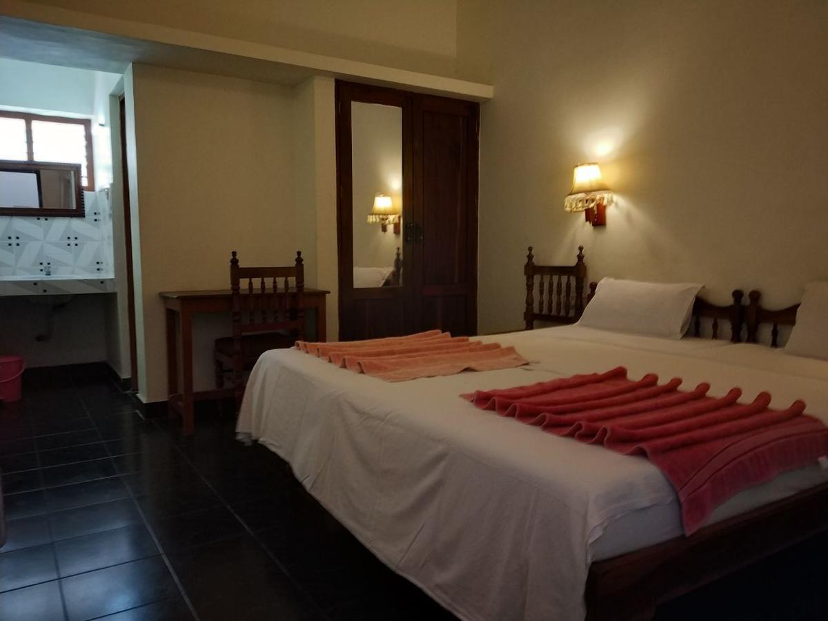 Beach Florra Inn Kovalam Kültér fotó